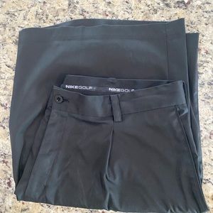 EUC- Nike Golf shorts size 38- Charcoal